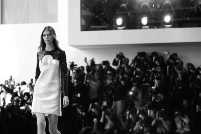 Look 10